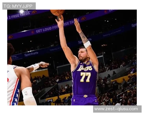 湖人完胜！东契奇35+5里夫斯大迸发，浓眉12+5状元13+7，老詹纪录连续